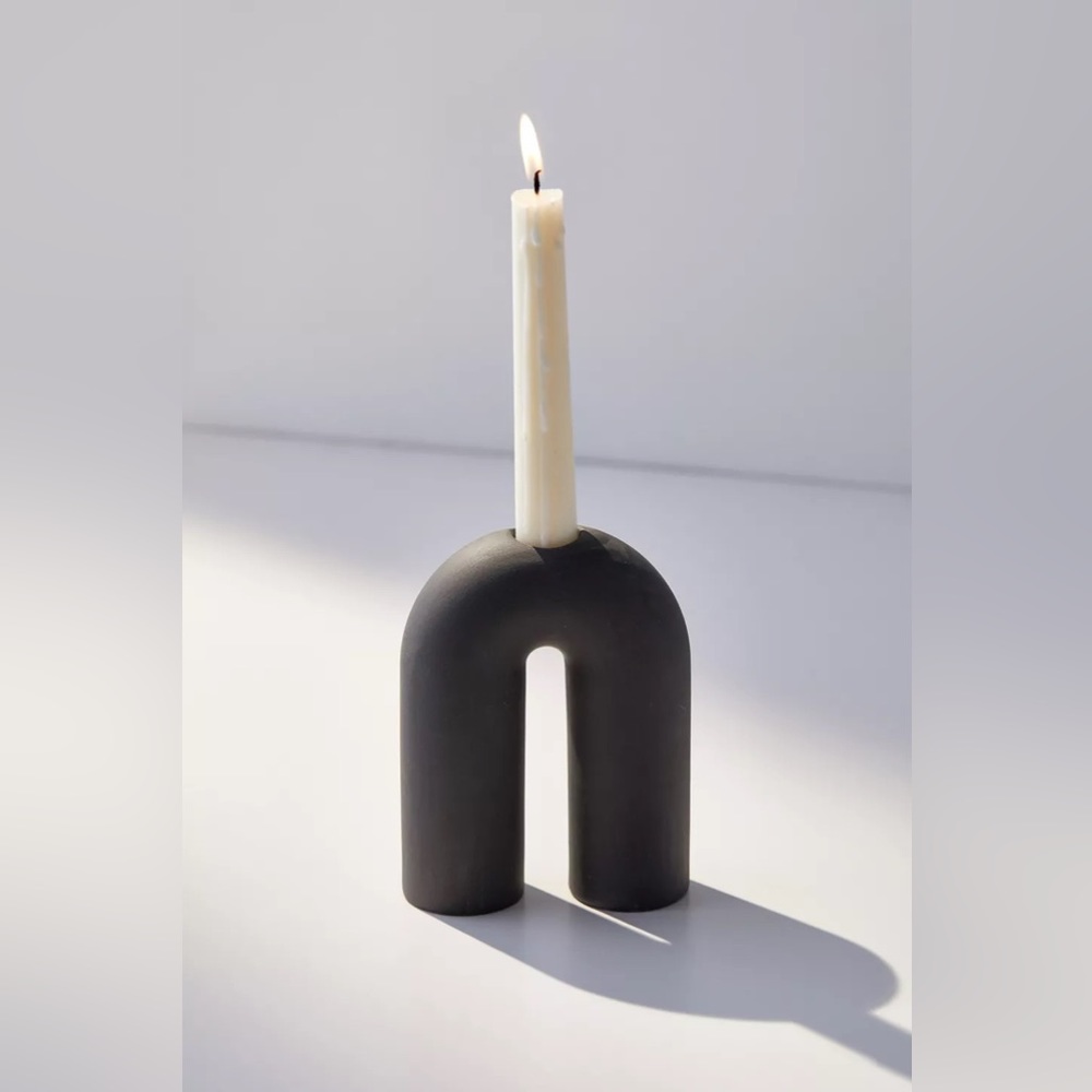 2 pcs Tobi arch taper candle holder, ceramic, black matte + white matte bundle.